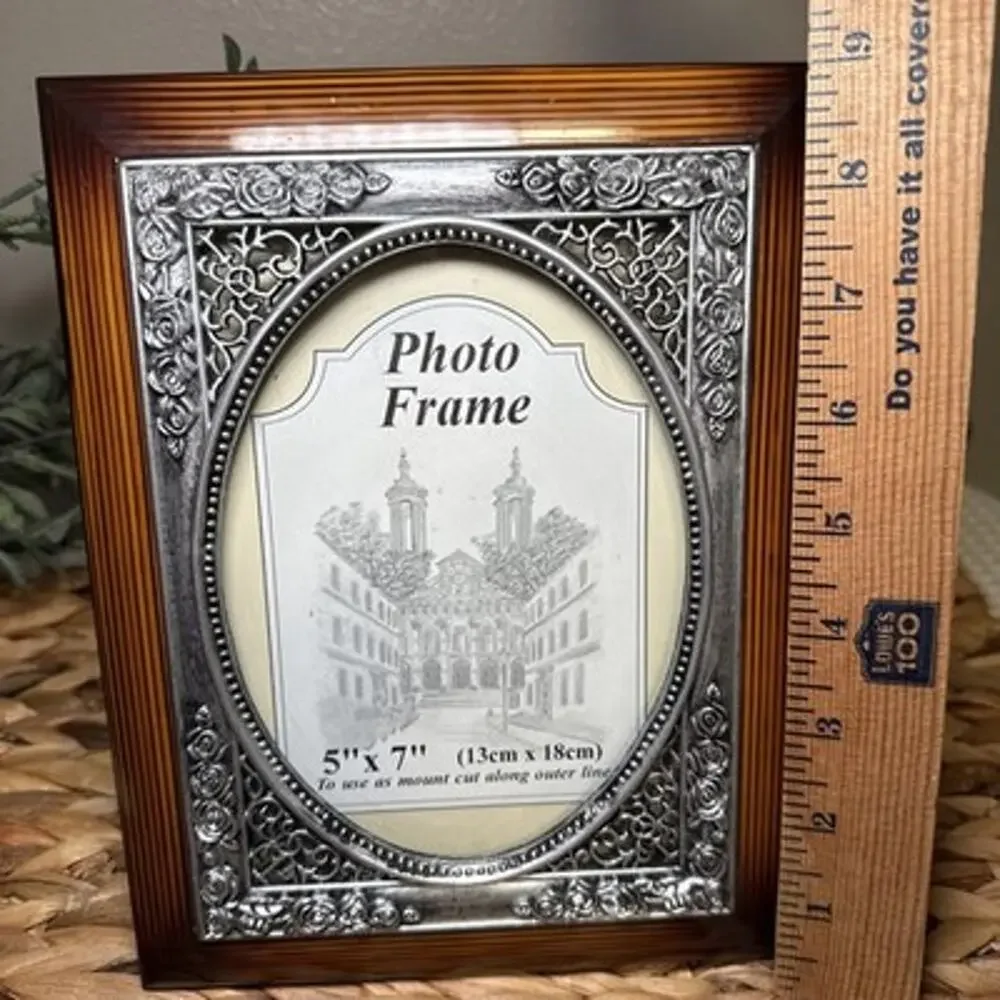 Ornate Oval 5x7 Photo Frame Faux Wood Silver Rose Floral Filigree Glass Vintage